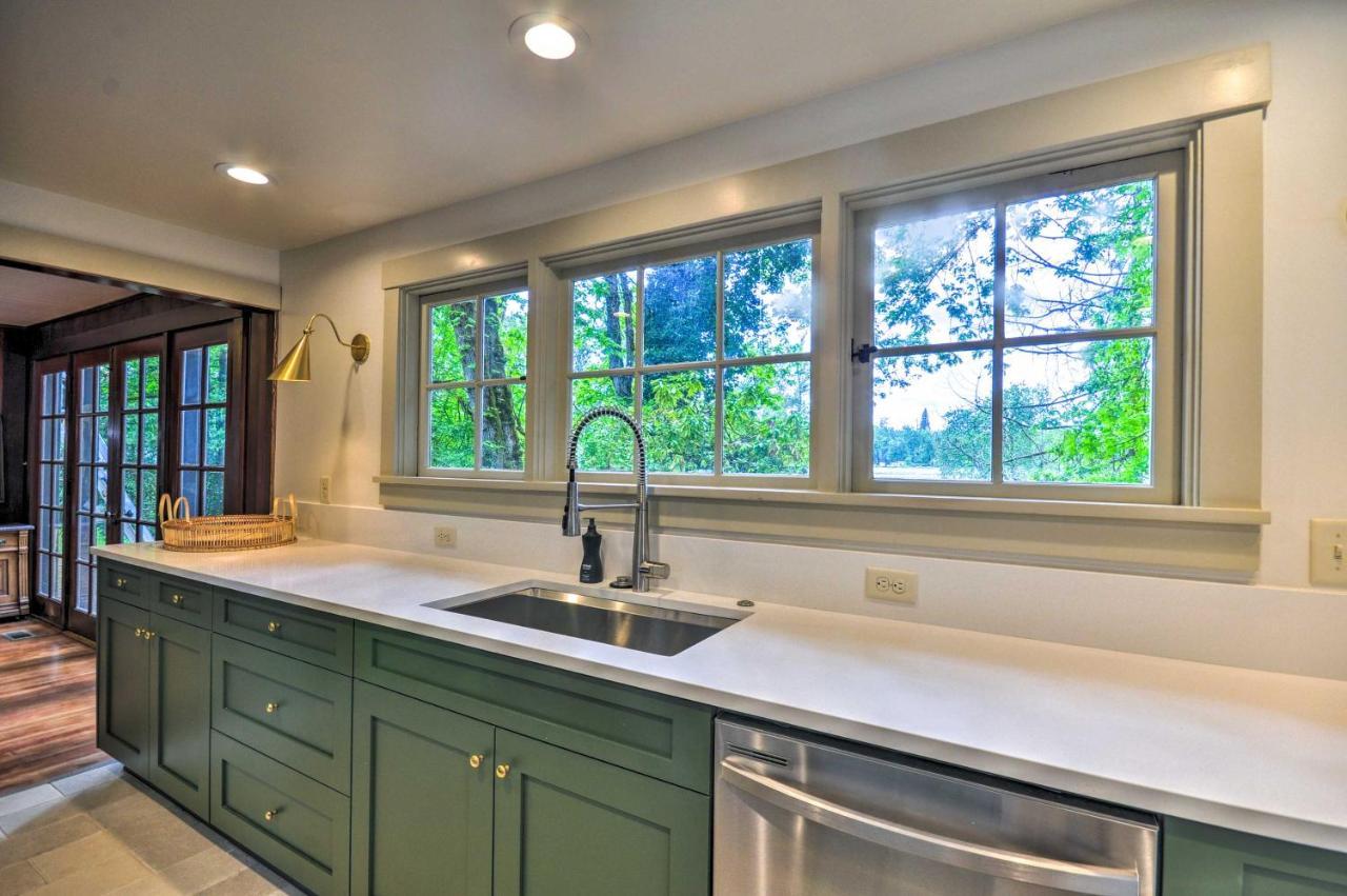 Peaceful And Elegant Cottage With Riverside View Oregon City Kültér fotó